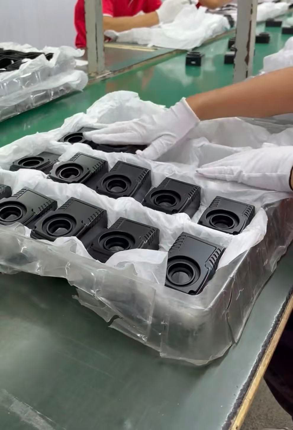 Individual wrapping and batch packing for aluminum die casting parts