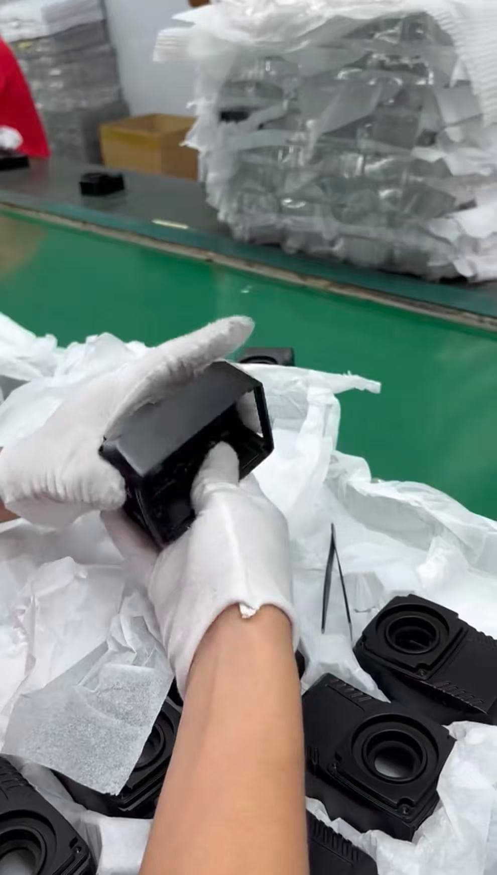 QC check during packing for aluminum die casting parts